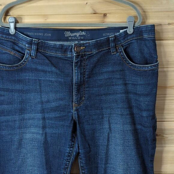 Wrangler Jeans Womens 19 Blue Ultimate Riding Jeans Midrise Dark Wash - Picture 2 of 10